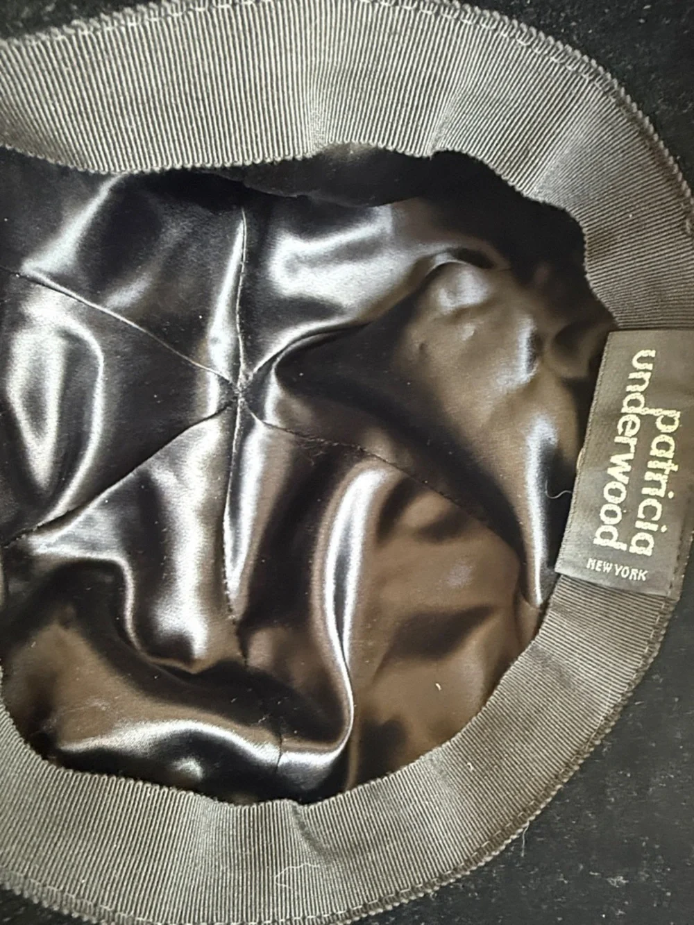 PATRICIA UNDERWOOD New York ladies felt black hat, excellent condition